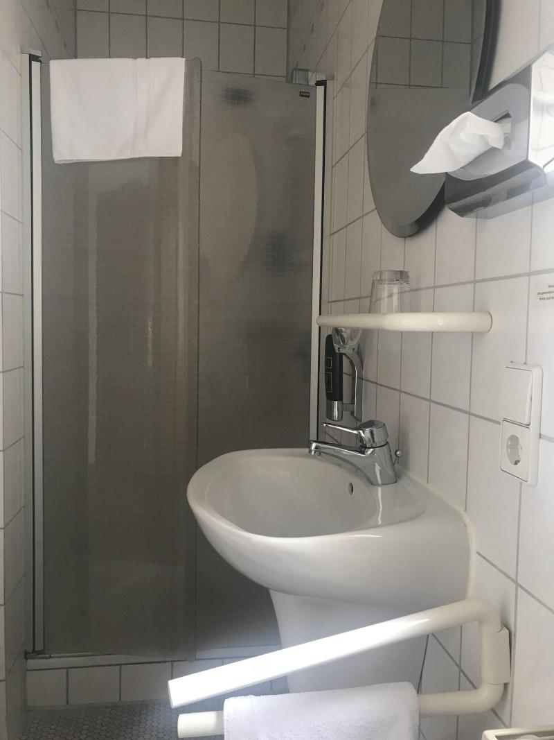 Garni-Hotel Adler - Oda