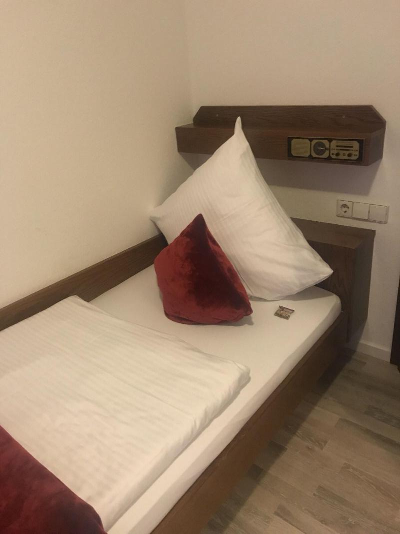 Garni-Hotel Adler - Oda