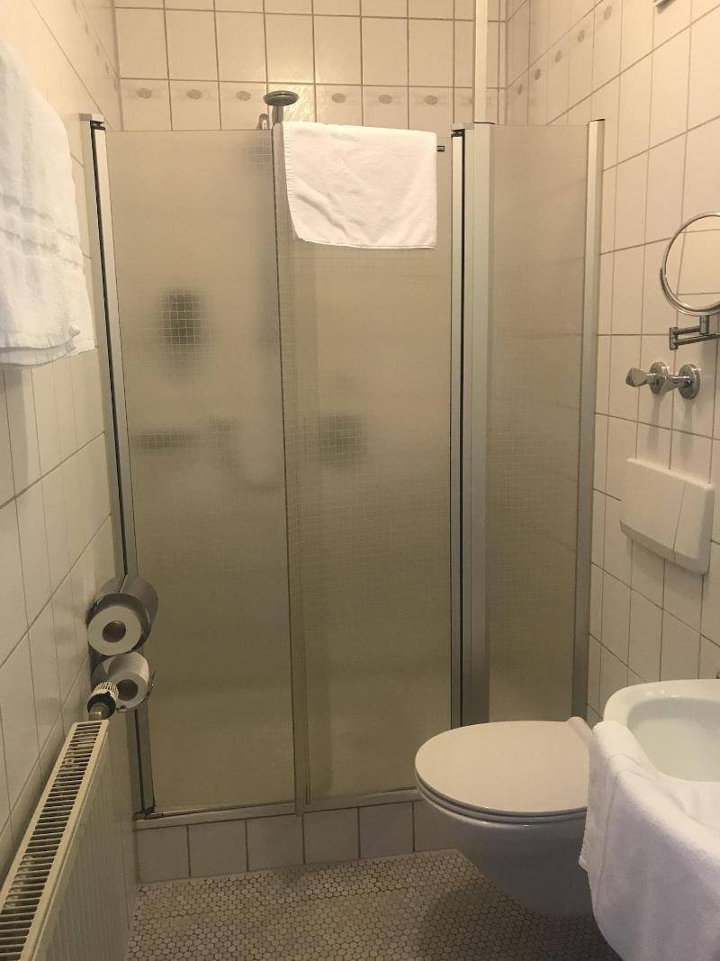 Garni-Hotel Adler - Oda