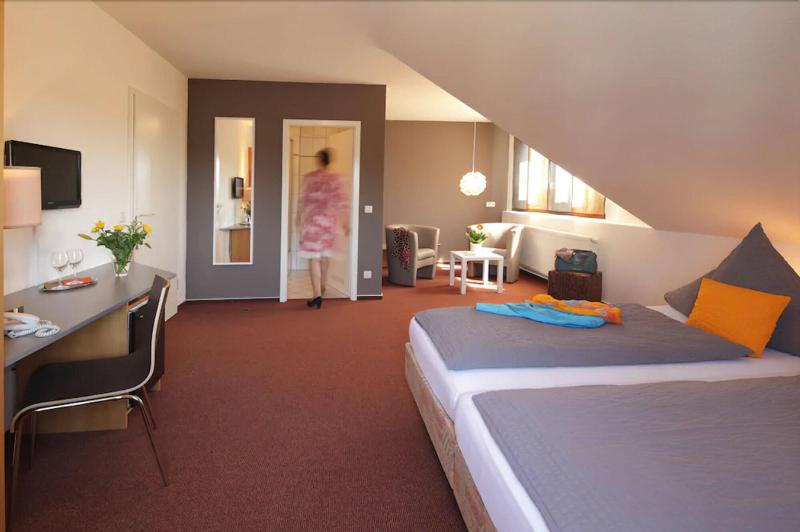 Astra Hotel Garni - Oda