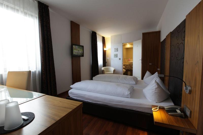 Hotel Zur Pfalz - Oda