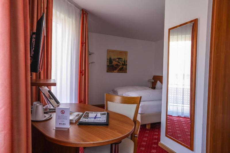 Hotel Zur Pfalz - Oda