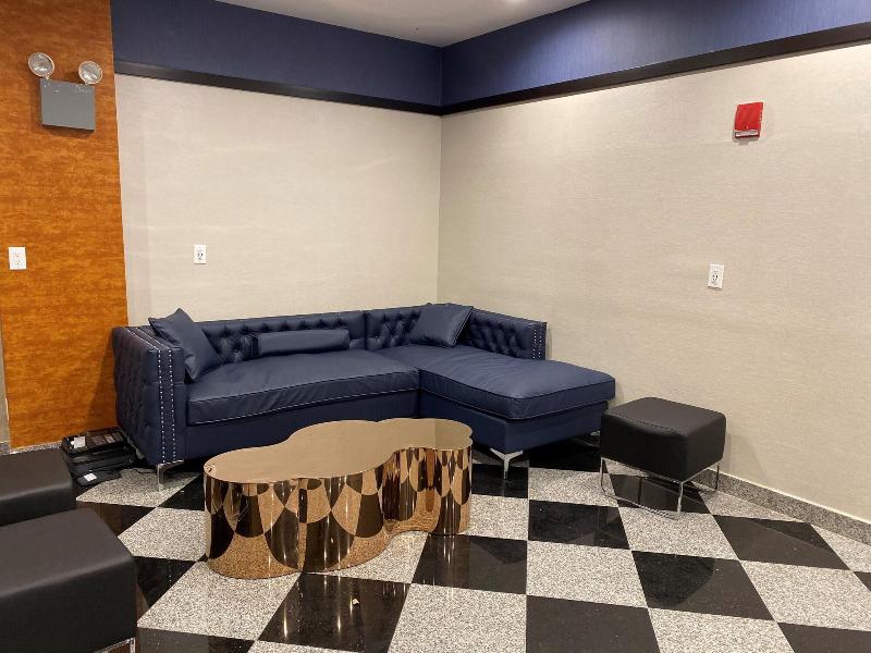 Hotel Key Laguardia Airport - Lobi