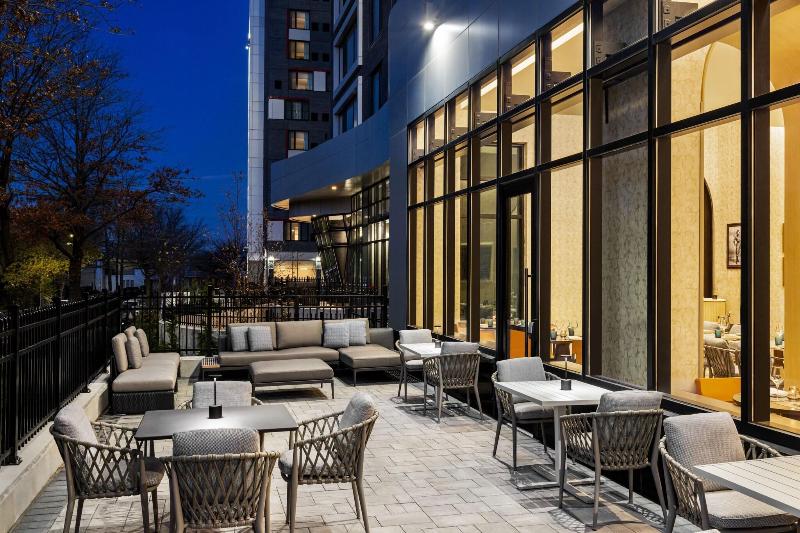 Marriott New York Jfk Airport - Restoran