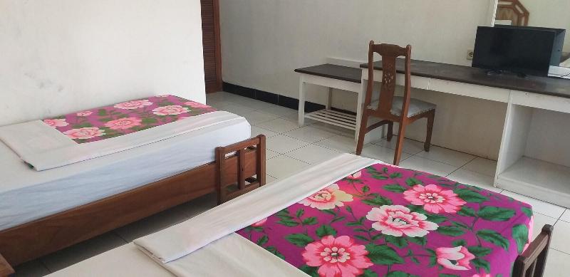 Intan Hotel Purwakarta - Oda