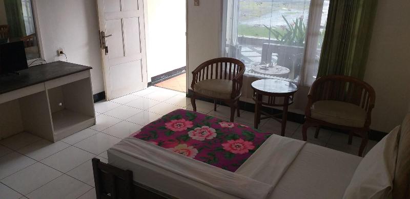 Intan Hotel Purwakarta - Oda
