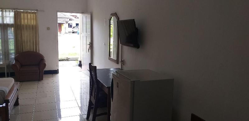 Intan Hotel Purwakarta - Oda