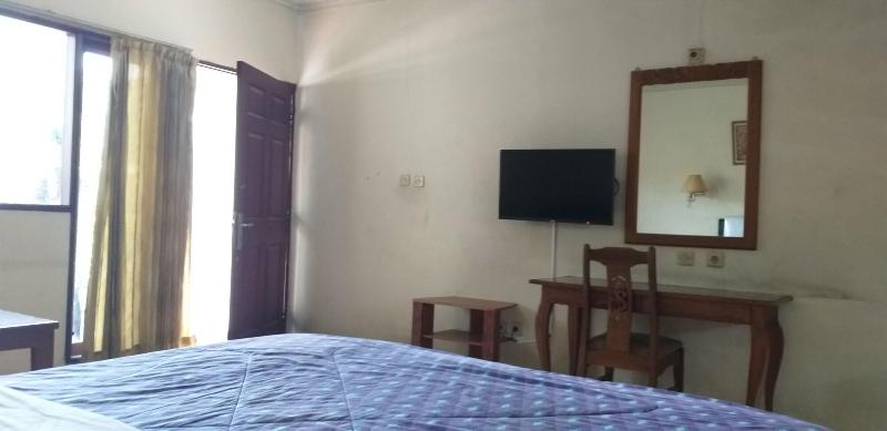 Intan Hotel Purwakarta - Oda