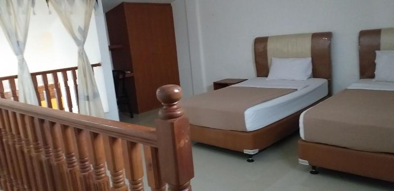 Intan Hotel Purwakarta - Oda