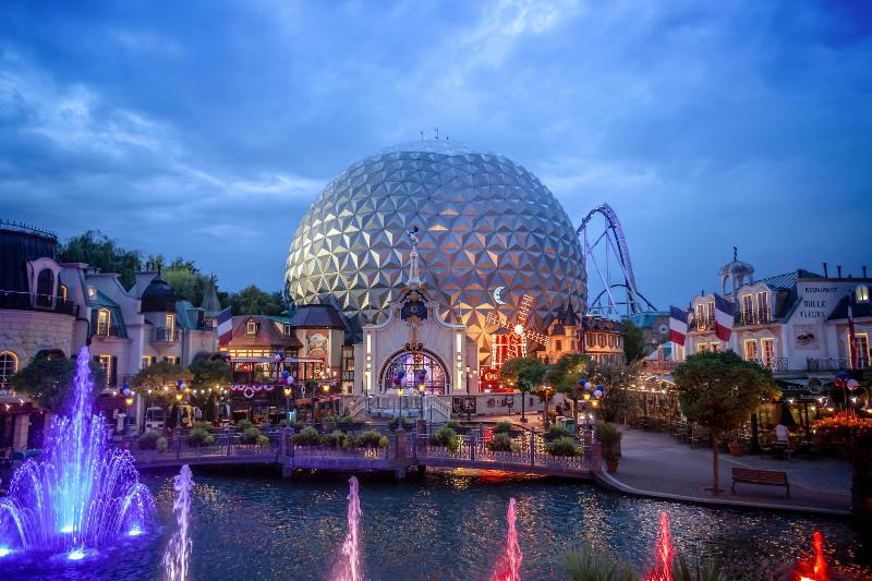 Europa-Park Freizeitpark & Erlebnis-Resort-Colosse - Aktivite