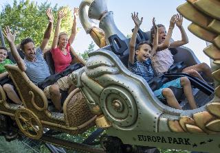 Europa-Park Freizeitpark & Erlebnis-Resort-Colosse fotoÄŸrafÄ±