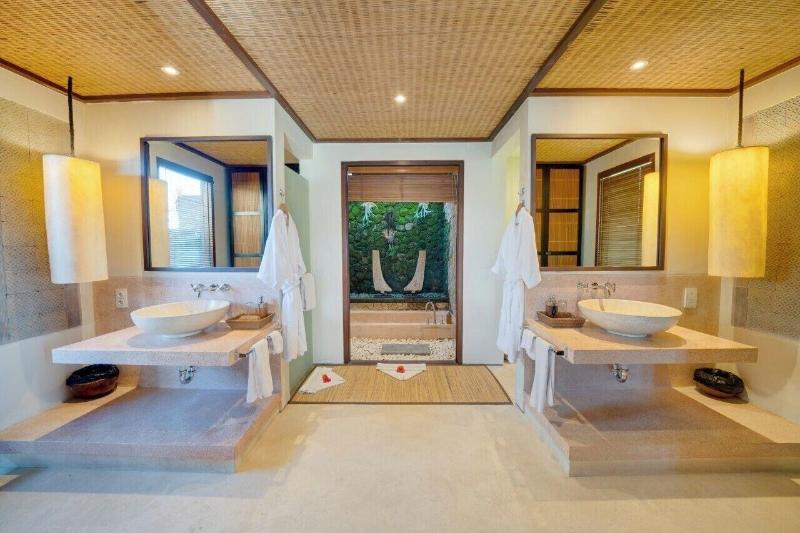 Awan Biru Villas - Oda