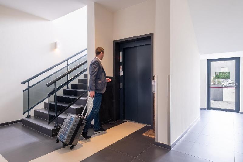 Amaro Budget Plus Hotel - Lobi