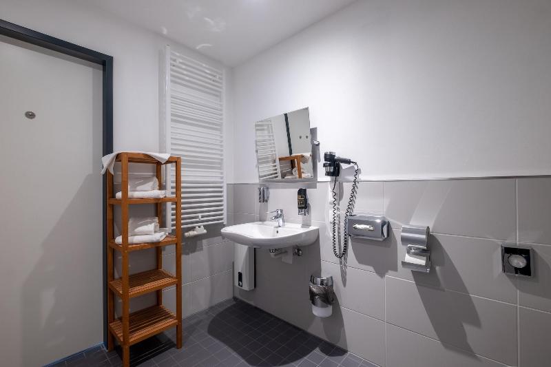 Amaro Budget Plus Hotel - Oda