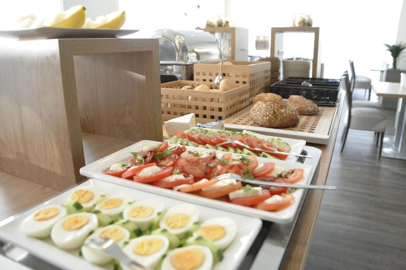 Amaro Budget Plus Hotel - Restoran