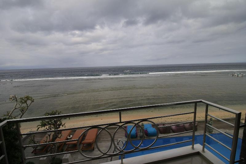Green Beach Inn - Plaj