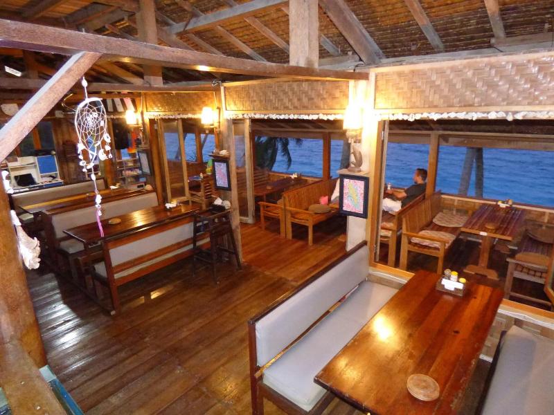 Freddies Santai Sumurtiga - Restoran