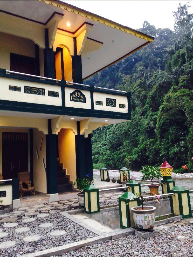 Indra Valley Inn Bukit Lawang - Genel