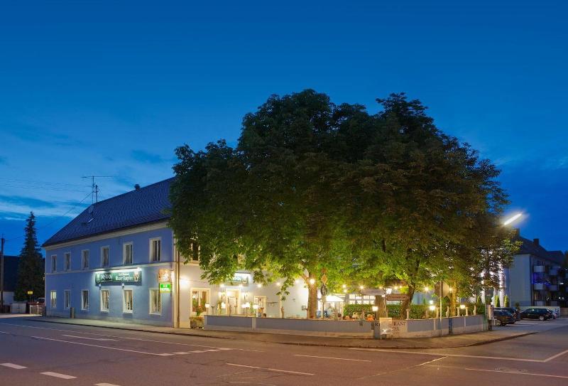 Hotel Blauer Karpfen - Genel