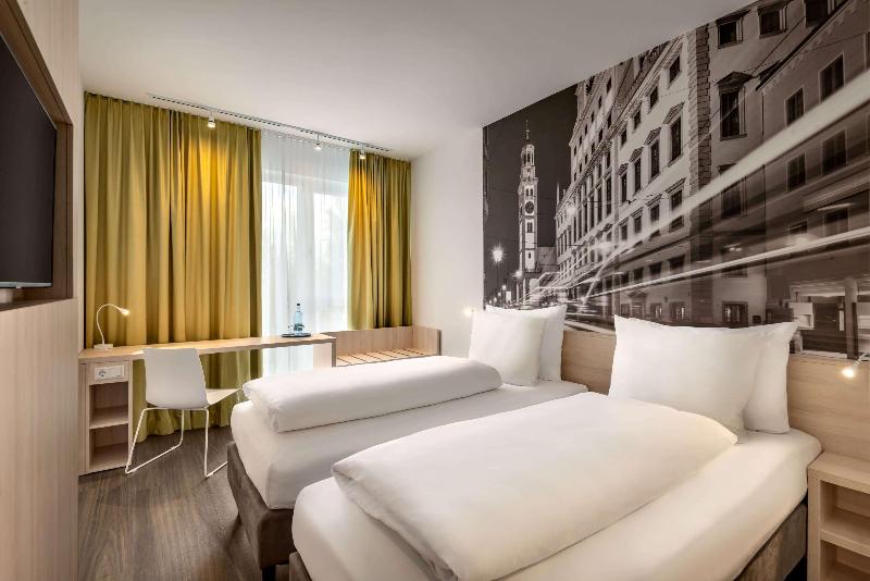 Super 8 By Wyndham Augsburg - Oda