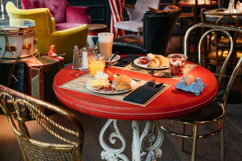 Ruby Lucy Hotel London by IHG - Lobi