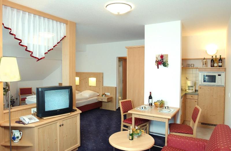 Hotel Postwirt - Oda