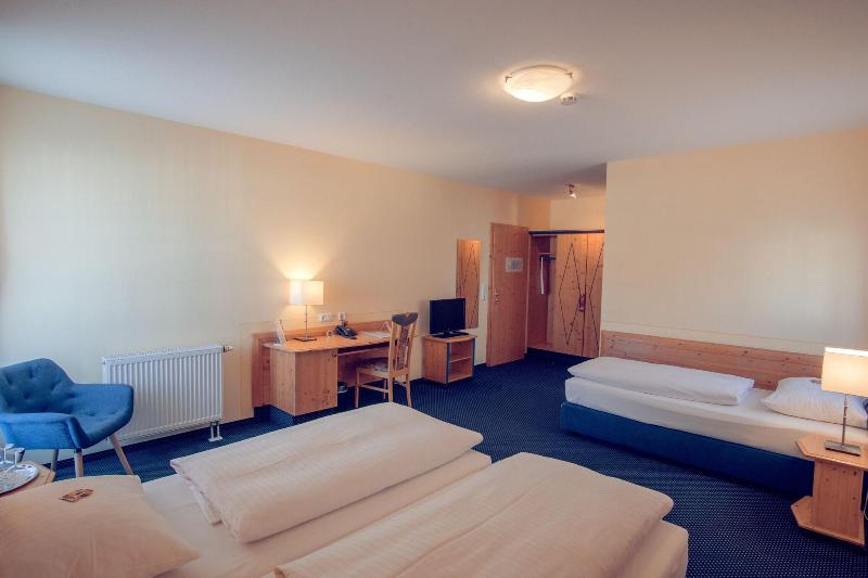 Hotel Waldeck Garni - Oda