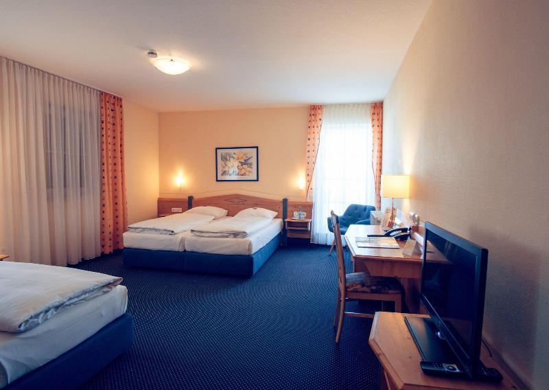 Hotel Waldeck Garni - Oda