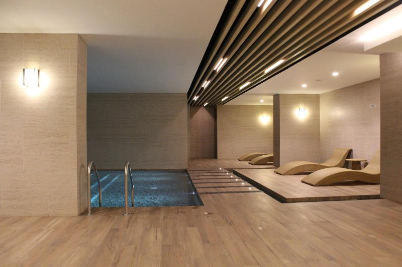 Gold Coast Pik Bahama Sea View Apartments - Aktivite