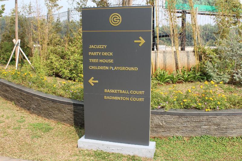 Gold Coast Pik Bahama Sea View Apartments - Aktivite