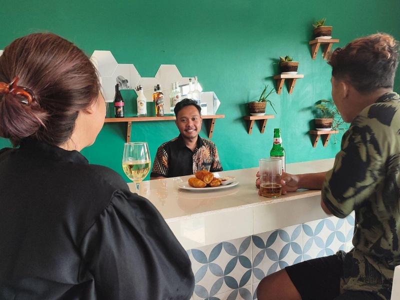 The Happinezz Hills Hotel Karimunjawa - Bar