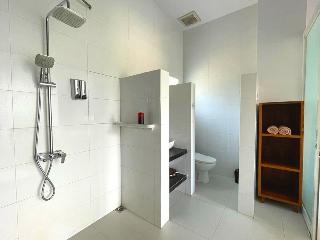 The Happinezz Hills Hotel Karimunjawa fotoÄŸrafÄ±