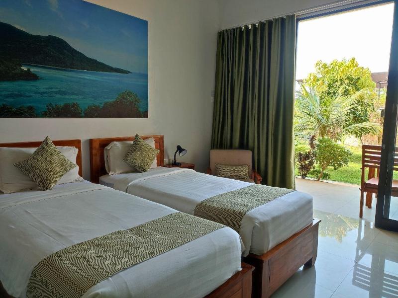 The Happinezz Hills Hotel Karimunjawa - Oda