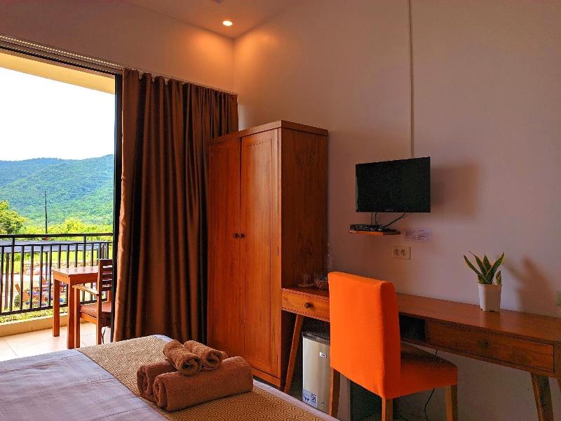 The Happinezz Hills Hotel Karimunjawa - Oda