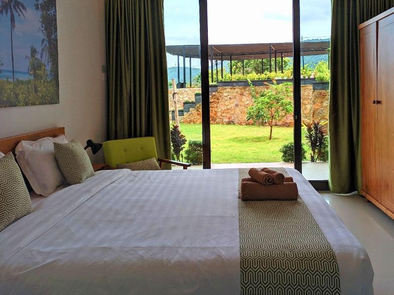The Happinezz Hills Hotel Karimunjawa - Oda