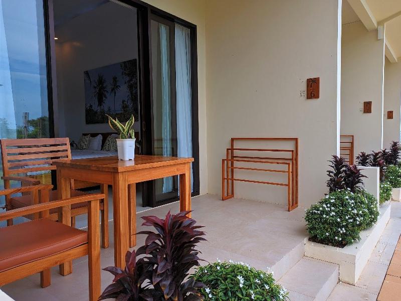 The Happinezz Hills Hotel Karimunjawa - Oda