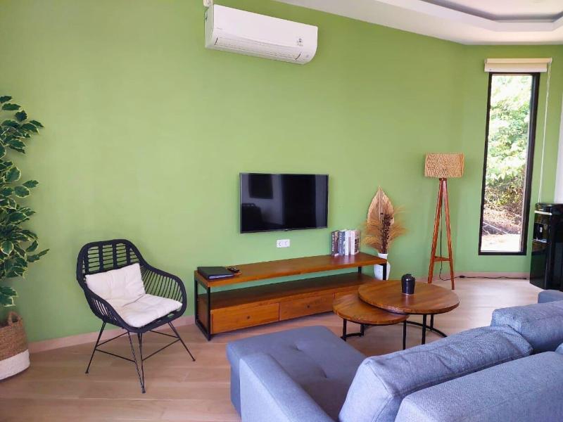 The Happinezz Hills Hotel Karimunjawa - Oda