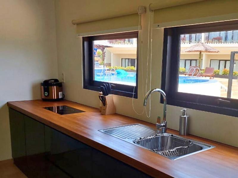 The Happinezz Hills Hotel Karimunjawa - Oda