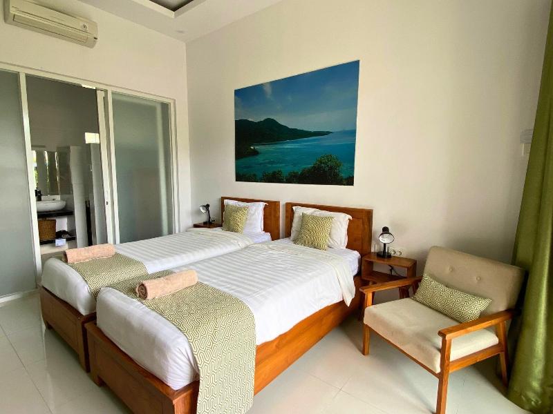 The Happinezz Hills Hotel Karimunjawa - Oda