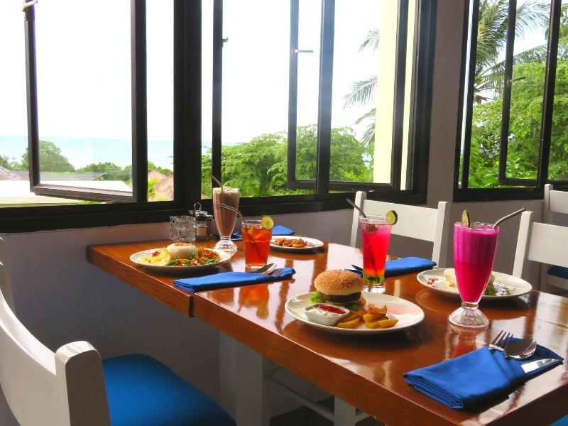 The Happinezz Hills Hotel Karimunjawa - Restoran