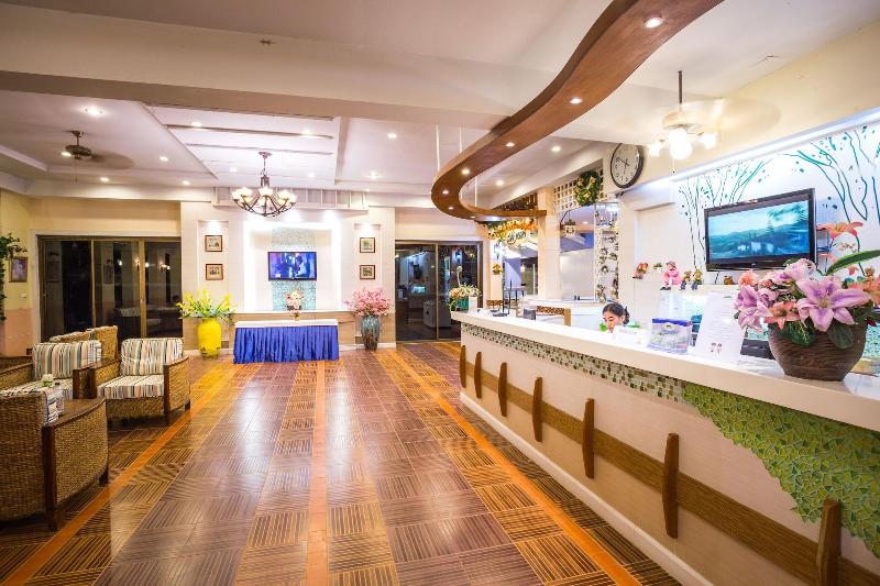 Phukaew Resort & Adventure Park - Lobi