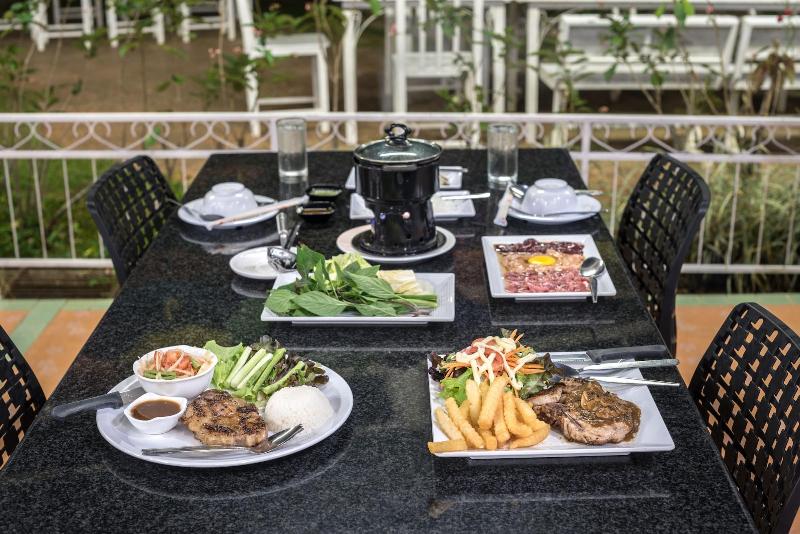 Phukaew Resort & Adventure Park - Restoran