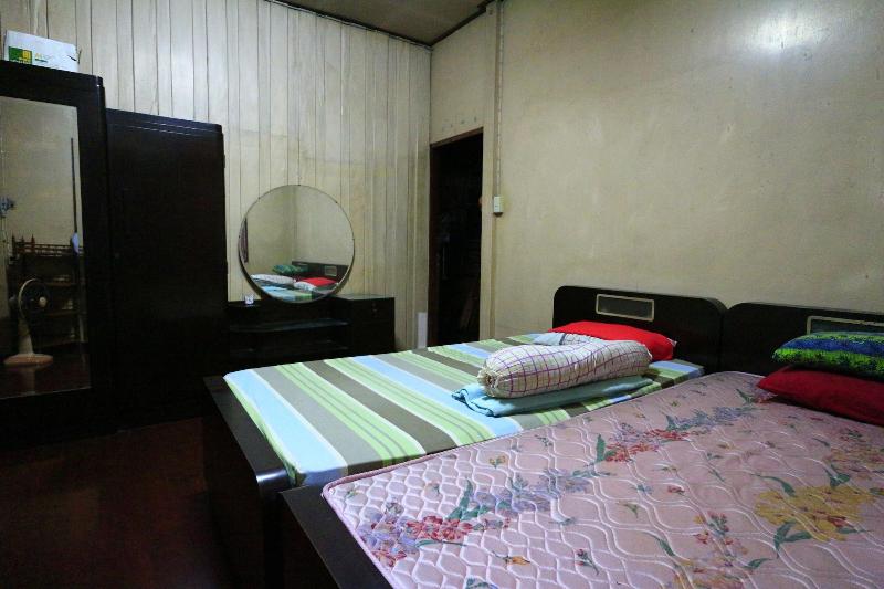 Anurak Guesthouse - Oda