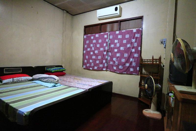 Anurak Guesthouse - Oda
