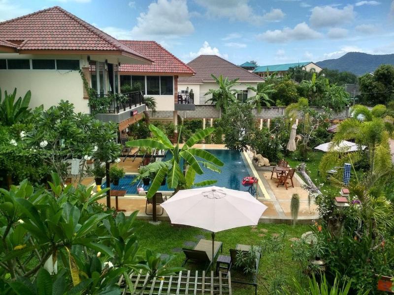 Baan Sooksiri Bangsaray - Havuz
