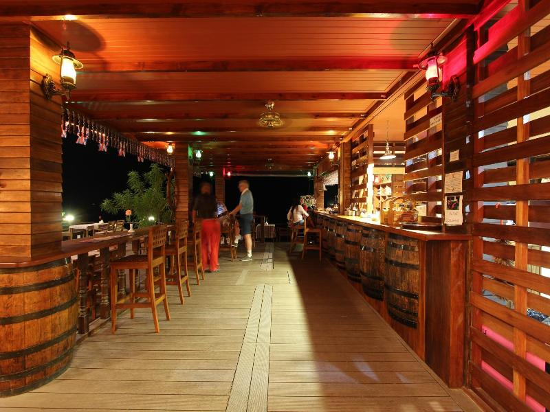 The Lord Nelson - Bar