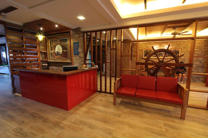 The Lord Nelson - Lobi