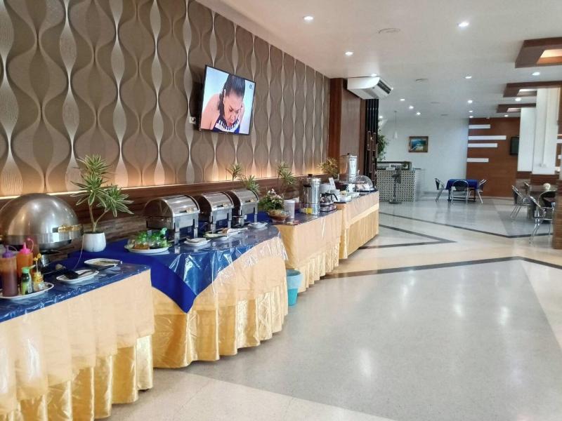 Lopburi Residence Hotel - Restoran