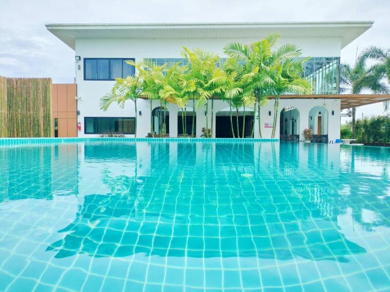 IP Plus Resort Chanthaburia - Halal Hotel - Restoran