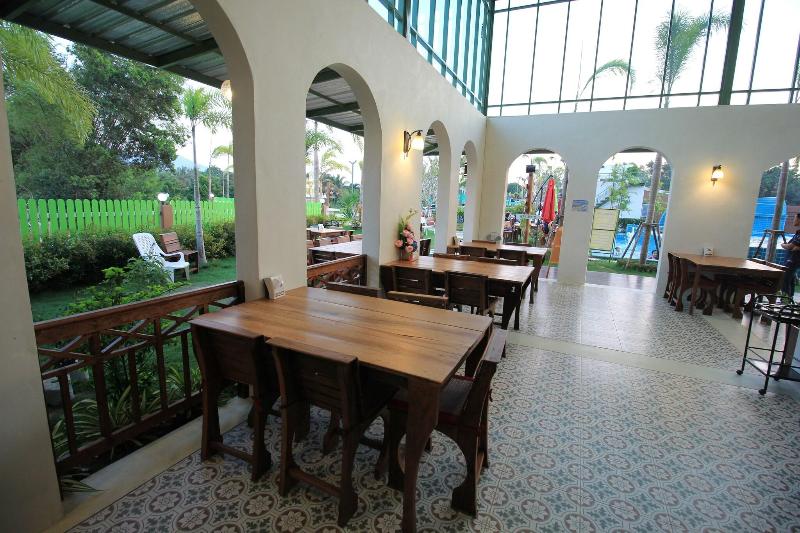 IP Plus Resort Chanthaburia - Halal Hotel - Restoran